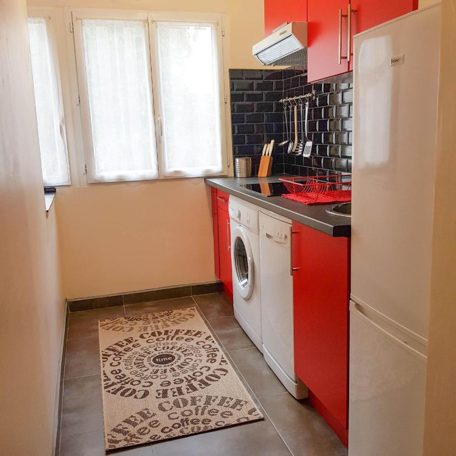 Villa Reiala Chaville Esterno foto
