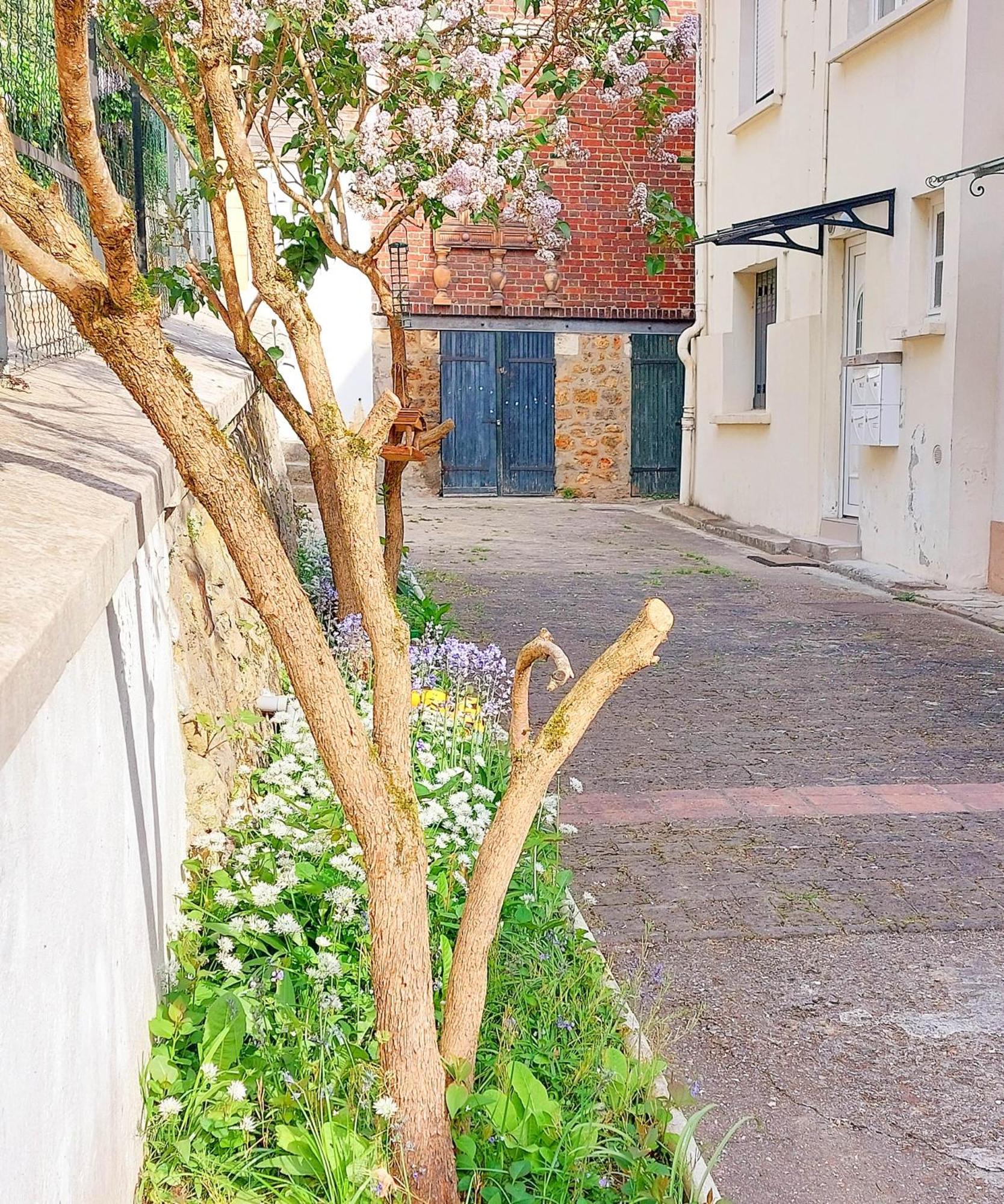 Villa Reiala Chaville Esterno foto